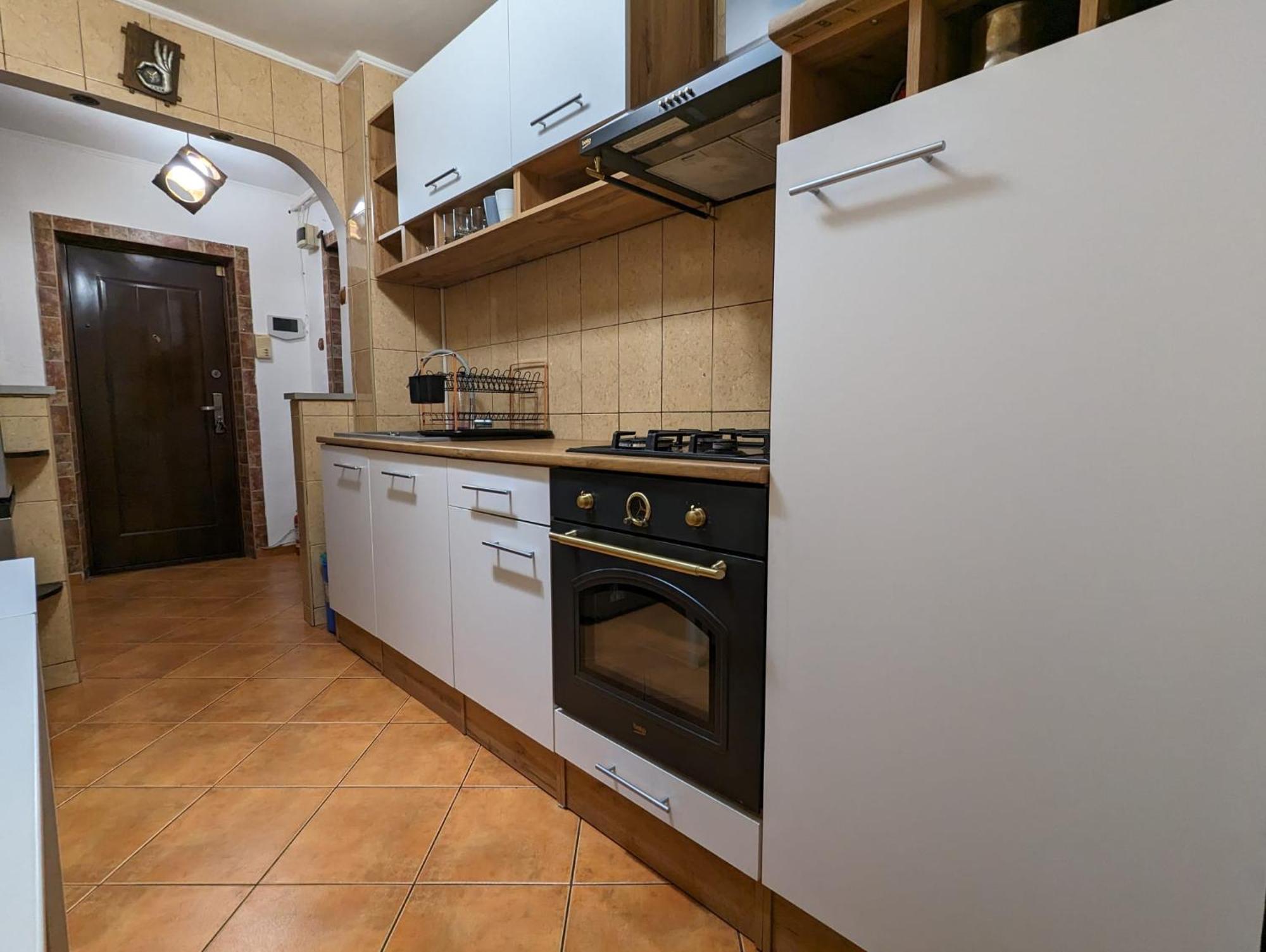 Modern Oasis With A Cozy Fireplace Your Stylish Apartment Minutes From Downtown Бухарест Екстер'єр фото